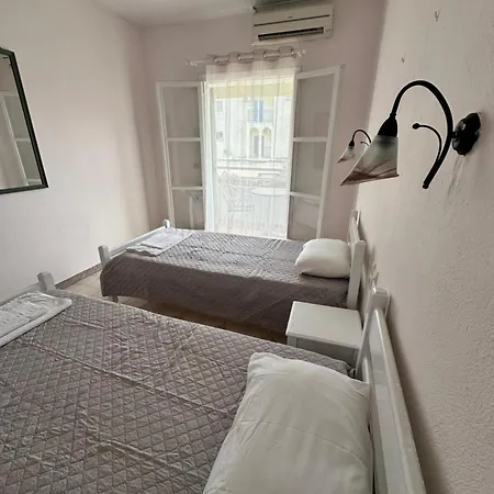 Apartment Alexandros And *